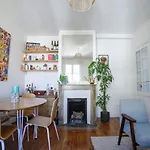 Calm Apt Near The Batignolles