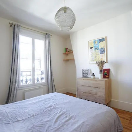 Calm Apt Near The Batignolles *